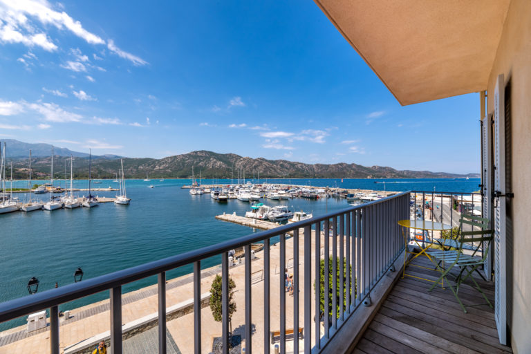 Blick vom Balkon der Casa Nostra auf Korsika (Saint Florent)